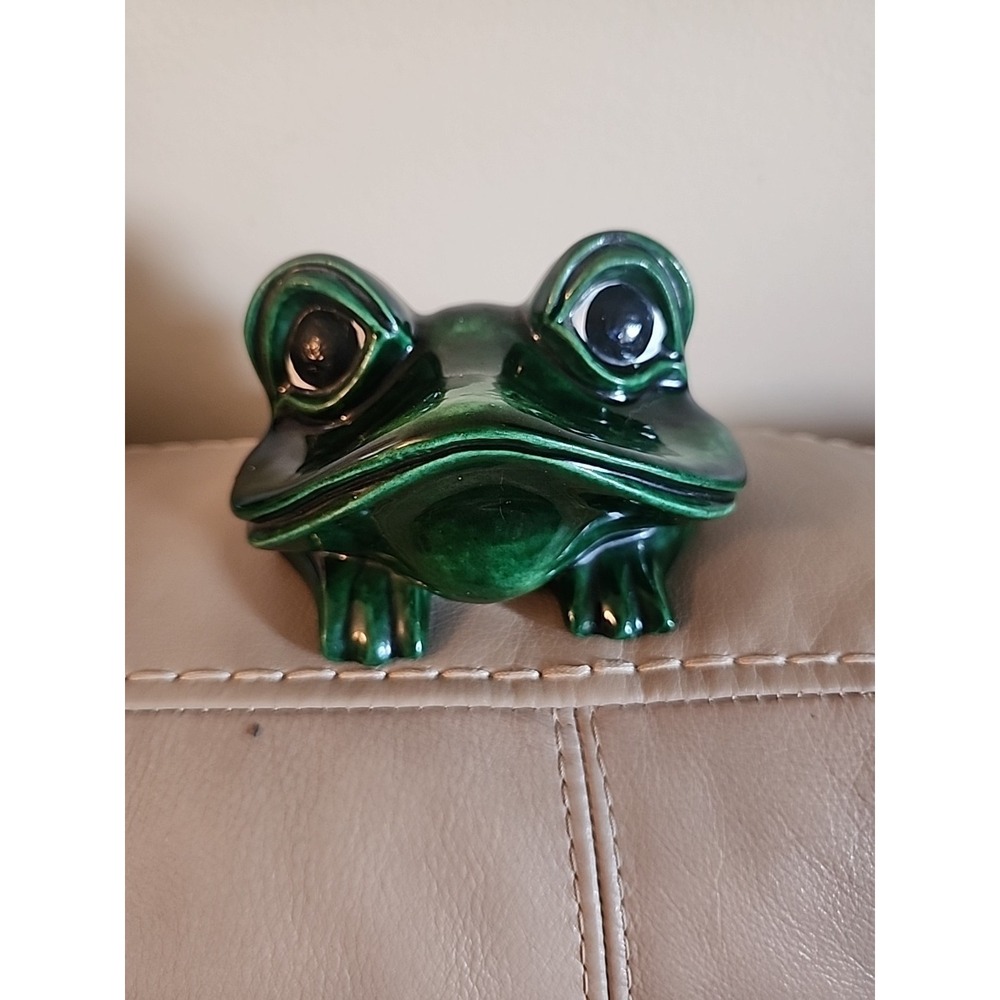 Arnels vintage Ceramic Green Frog Toad 3"x4"
